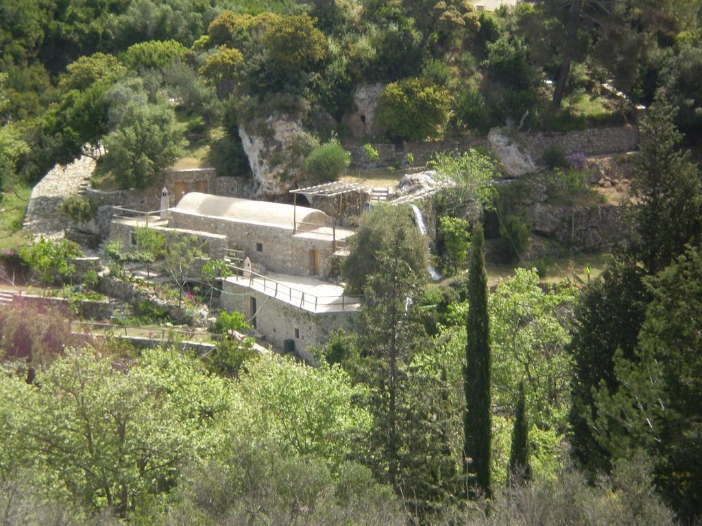Athena Hotel Milopotamos  Екстериор снимка