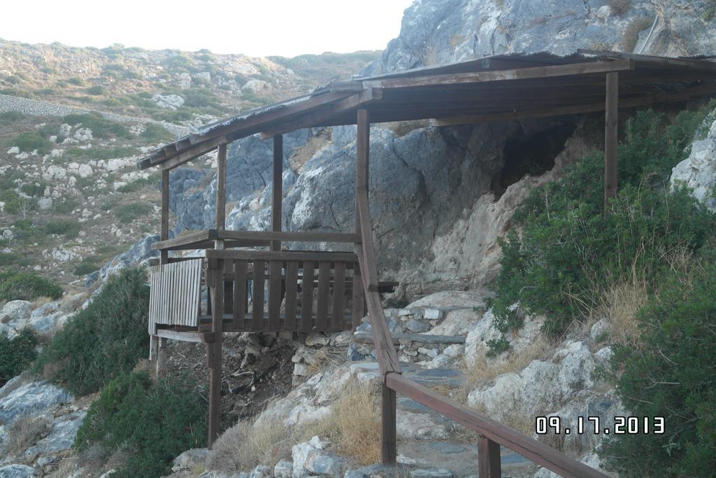 Athena Hotel Milopotamos  Екстериор снимка