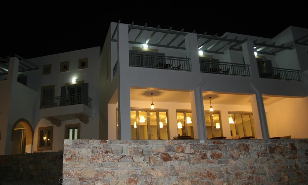 Athena Hotel Milopotamos  Екстериор снимка