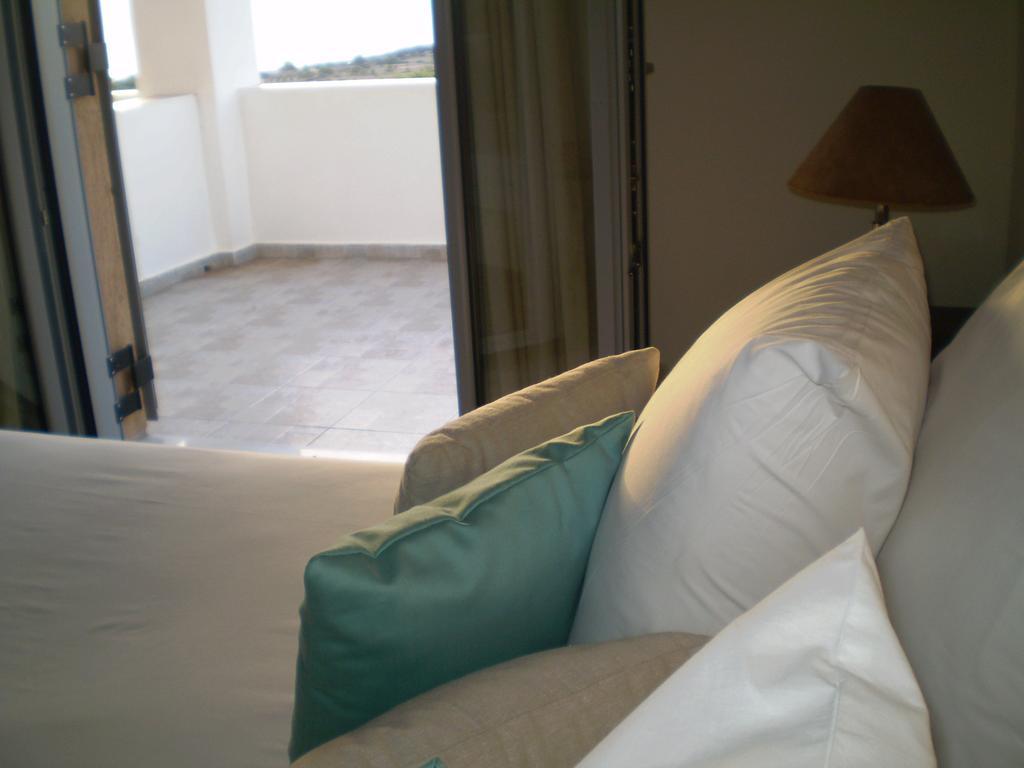 Athena Hotel Milopotamos  Екстериор снимка