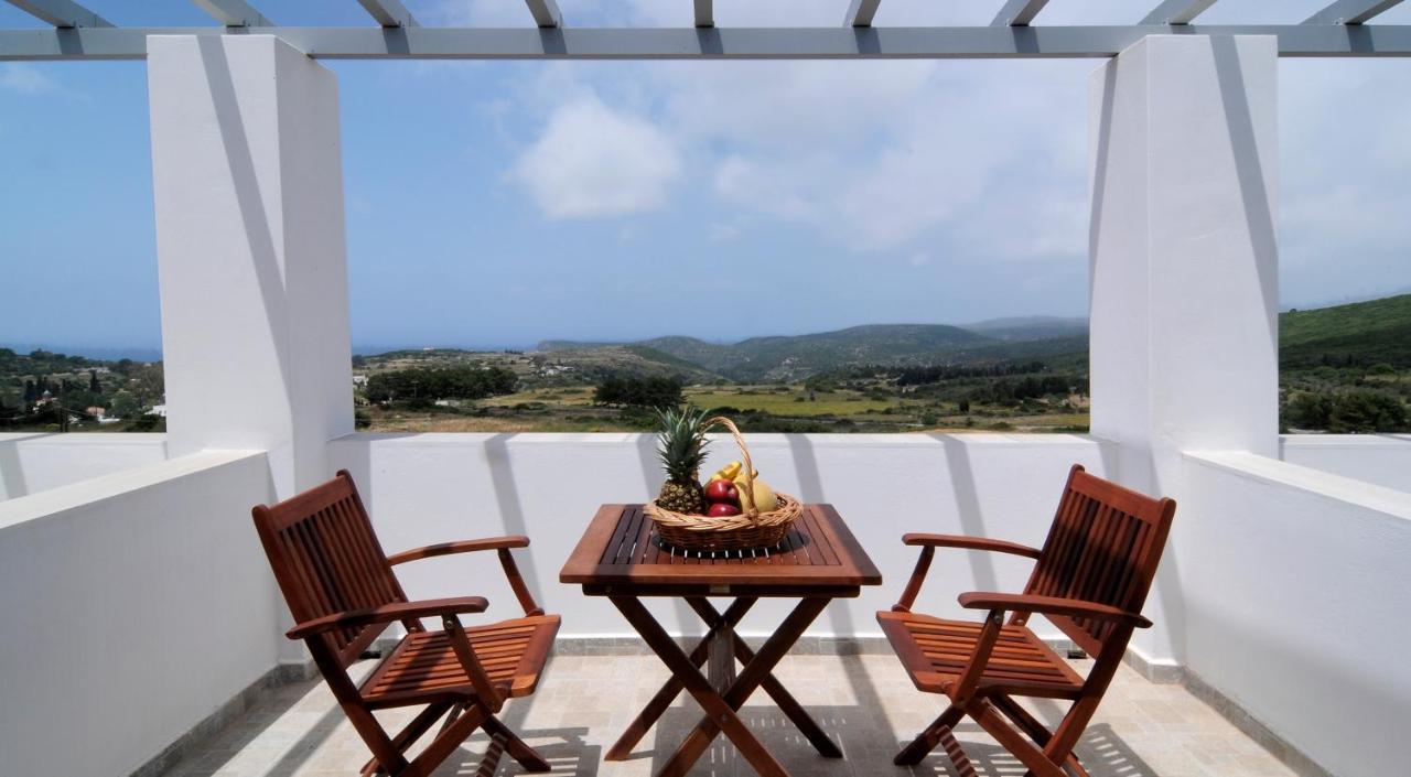 Athena Hotel Milopotamos  Екстериор снимка